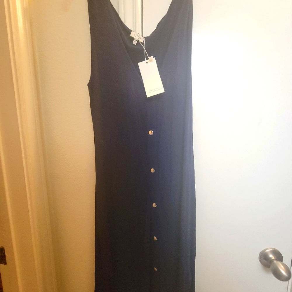 Tobi new midi sleeveless dress with tags w/ cute hood